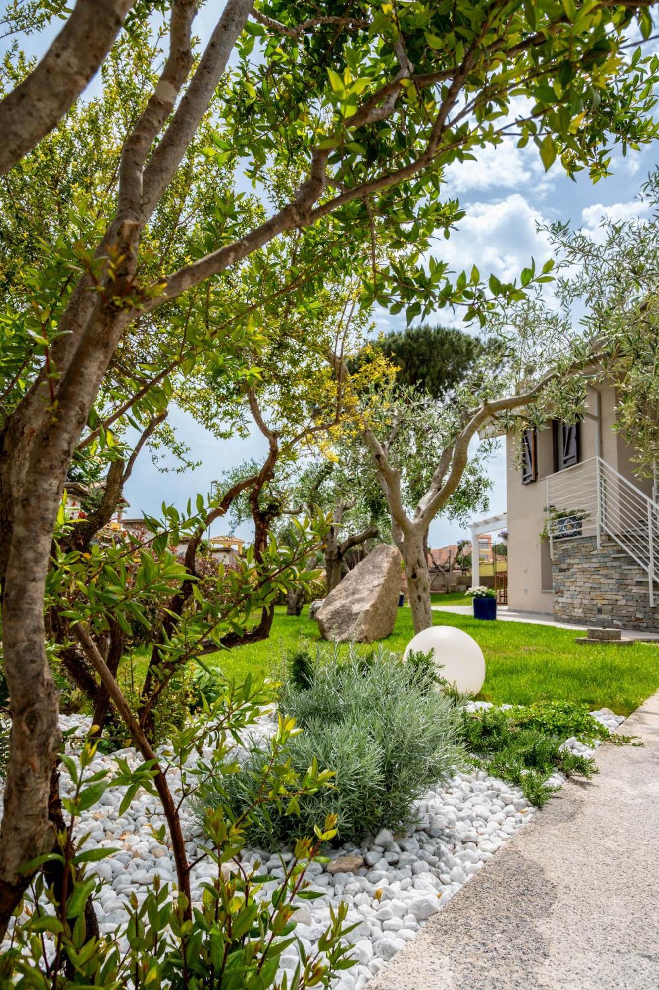 La Botte E Il Vino Rooms Capoterra Exteriör bild