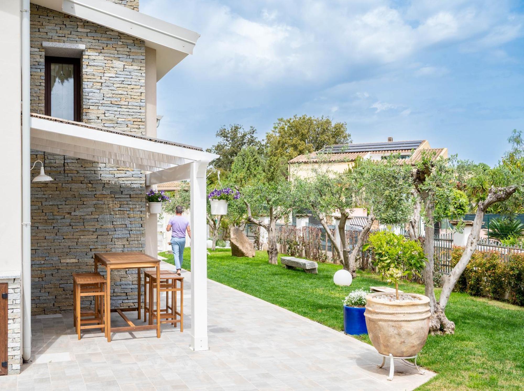 La Botte E Il Vino Rooms Capoterra Exteriör bild